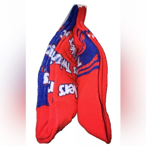 Twizzlers Odd Sox Crew Socks 2 Pair Men 8-12 W 9-13 Red Blue w Logo Chewy Candy - Picture 6 of 9